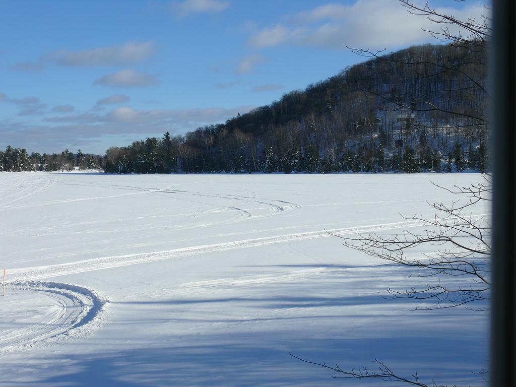 Auberge Du Lac Morency Saint Hippolyte Kültér fotó